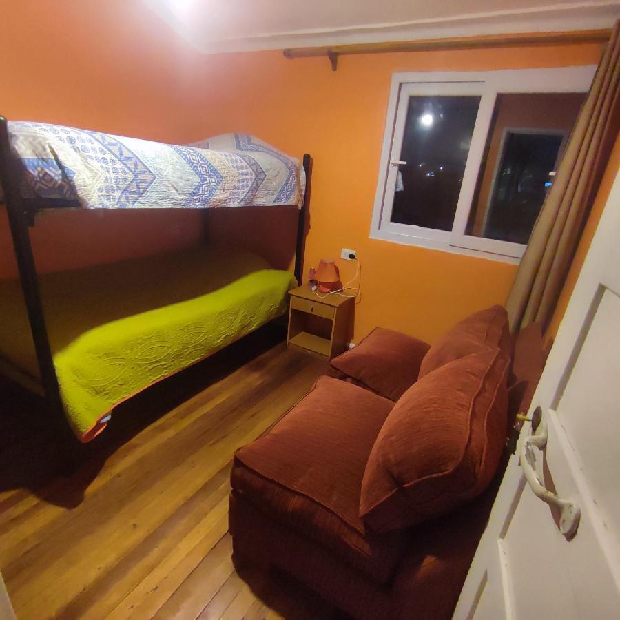 Gatos De Campo, Tiernos Y Traviesos Hostel - Santiago — Photos 1